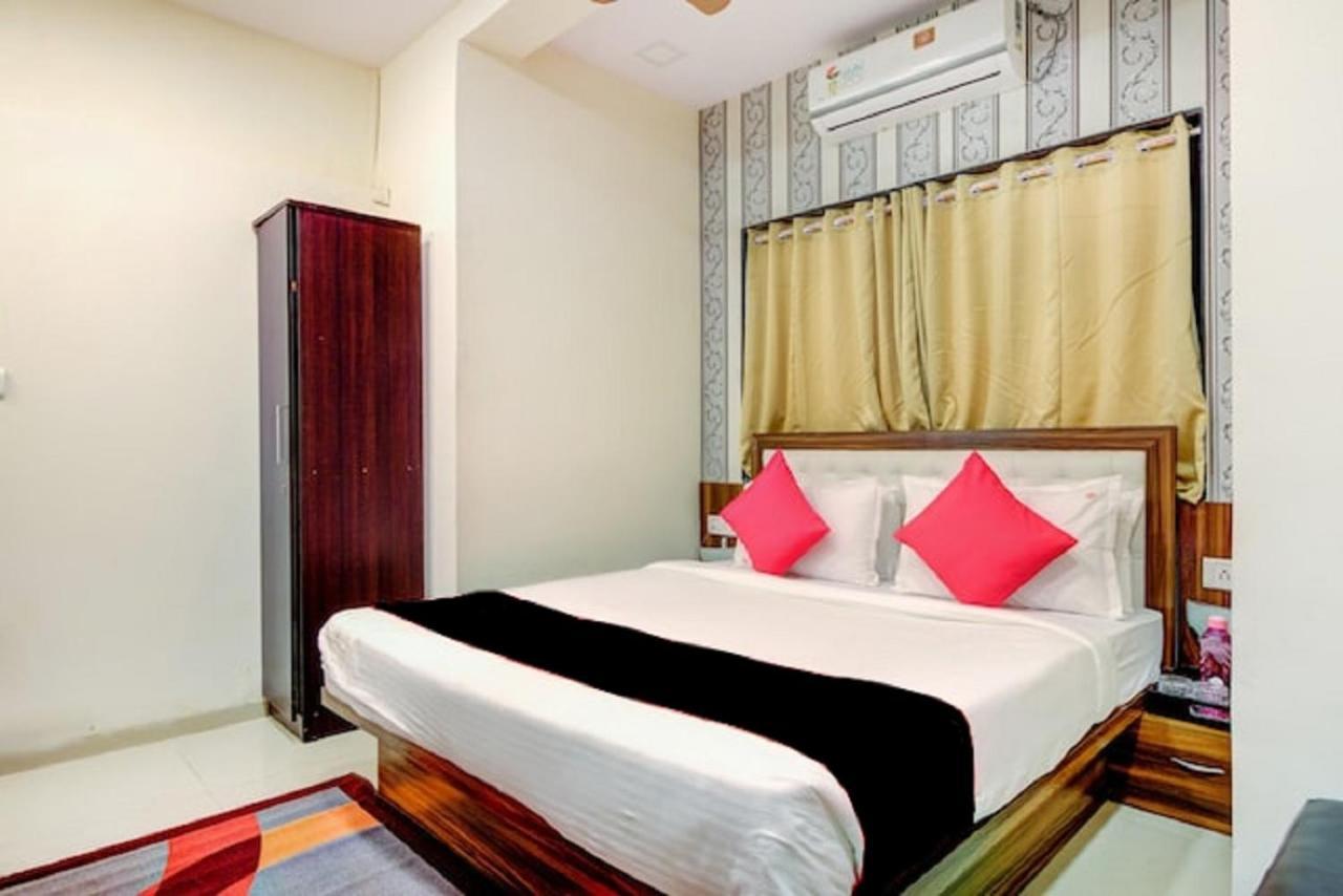 Hotel De Classico Juhu Mumbai Exterior foto